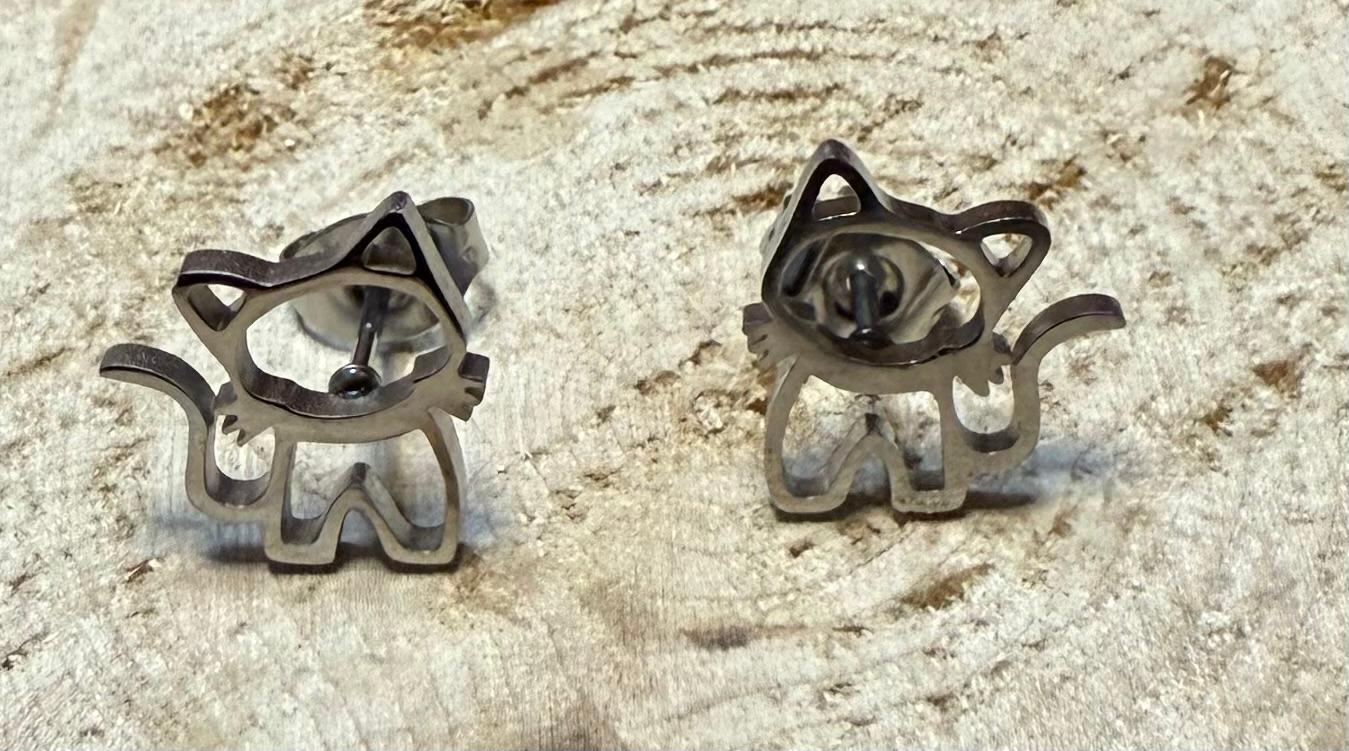 NEW Dainty Stainless Steel Hollow Cat Kitten Post Earrings