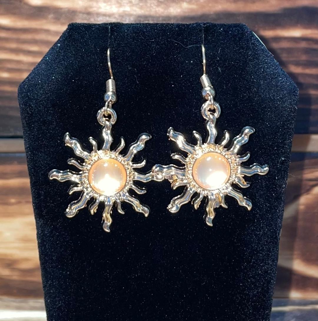 NEW Gold Tone Vibrant Sun Earrings