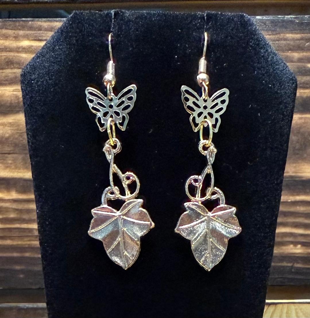 NEW Gold Tone Leaf & Vine w/ Butterfly Charm Earrings