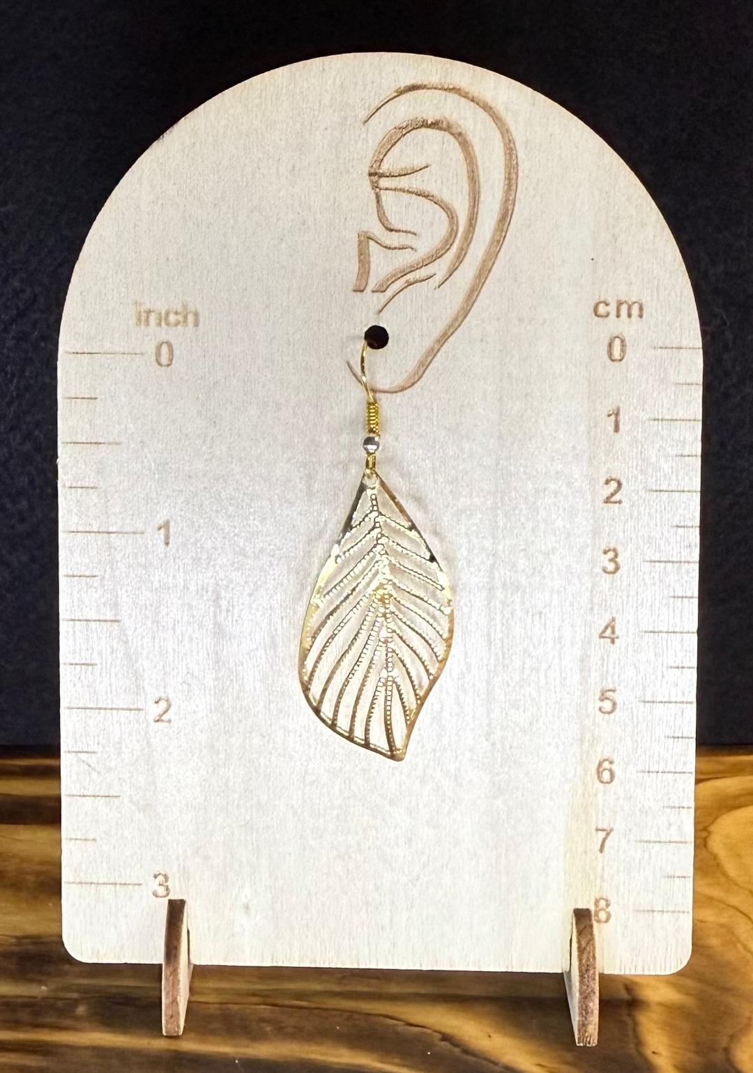 NEW Large Gold Tone Leaf Hollow Cut Earrings