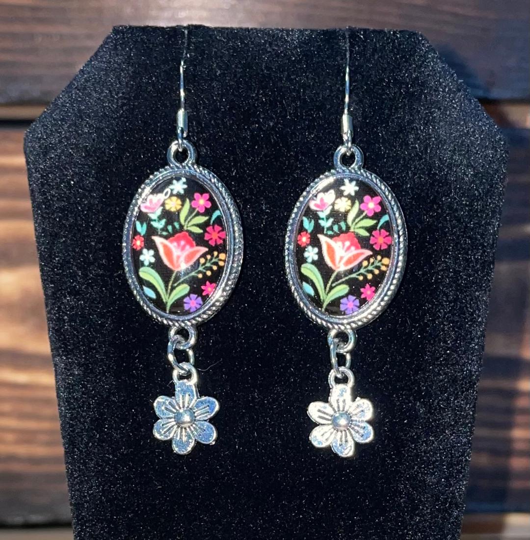 NEW Oval Floral Glass Dome Pendant & Flower Charm Earrings