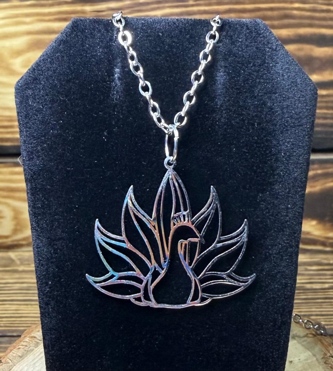 NEW Stunning Stainless Steel Hollow Peacock 18" Necklace