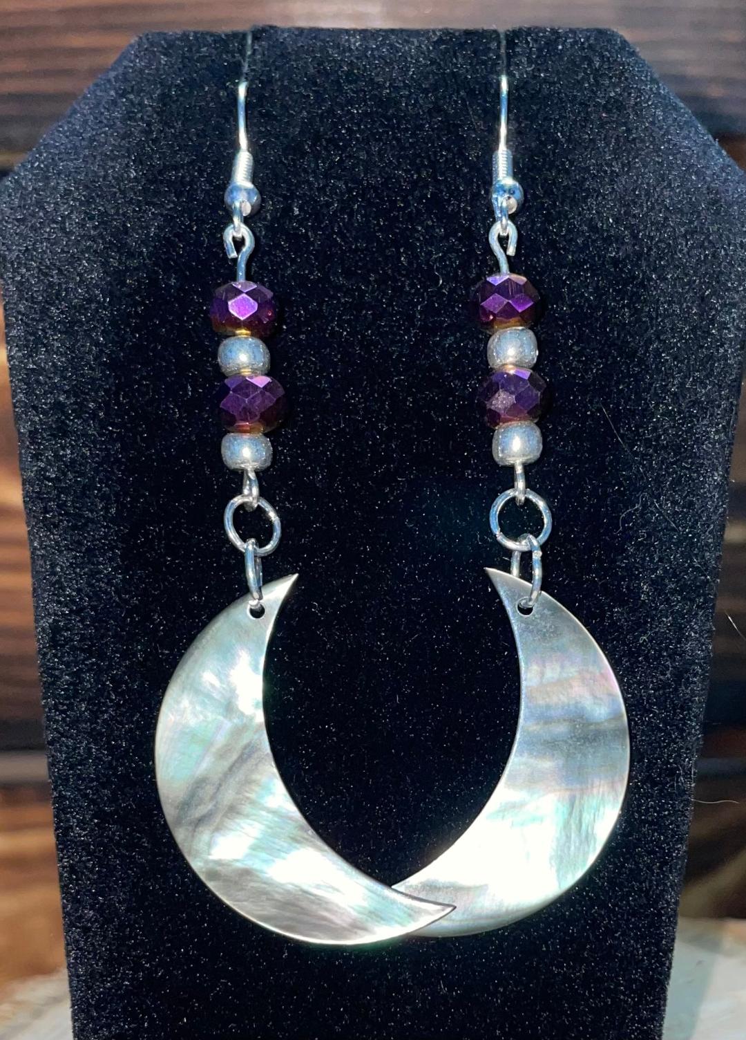 NEW Natural Black Lip Shell & Plum Bead Moon Earrings