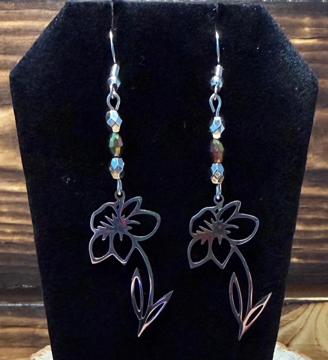 NEW Stainless Steel Hollow Flower Outline Charm & Bead Earrings