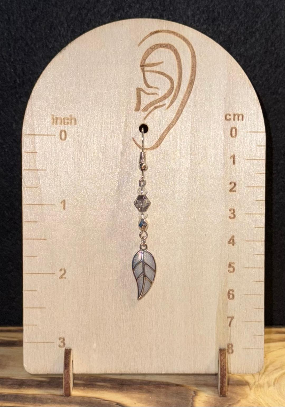 NEW Boho Silver Tone Leaf w/ Gray Faceted Beaded Earrings