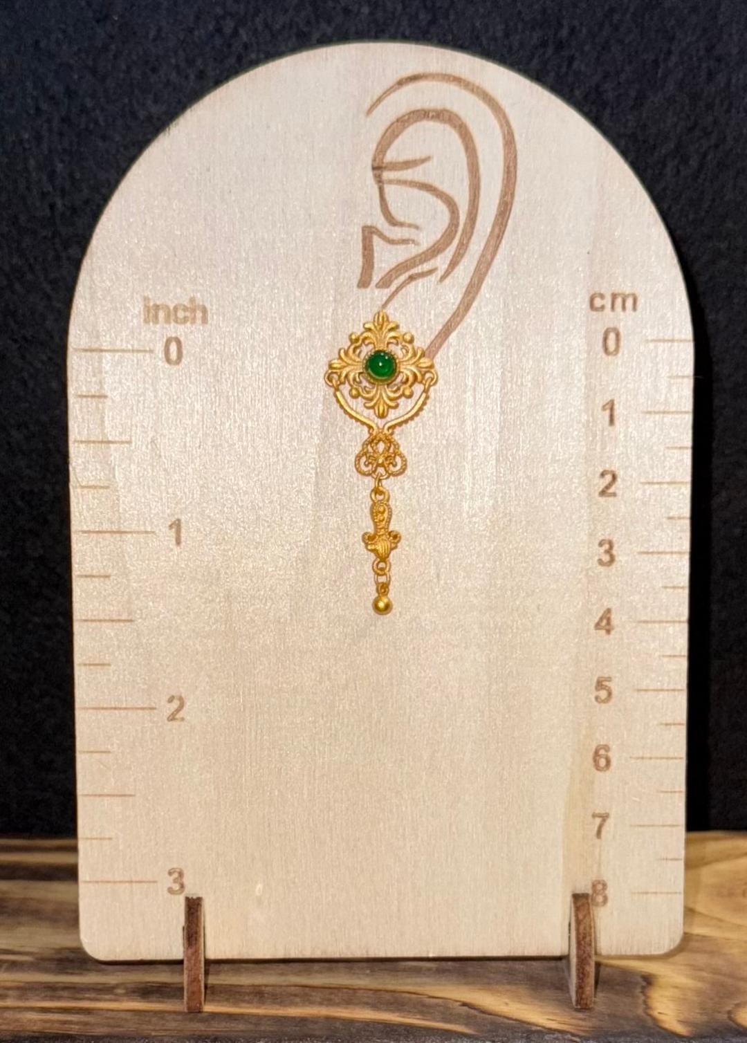 NEW Gold Tone & Green Gem Center Victorian Revival Stud Post Earrings