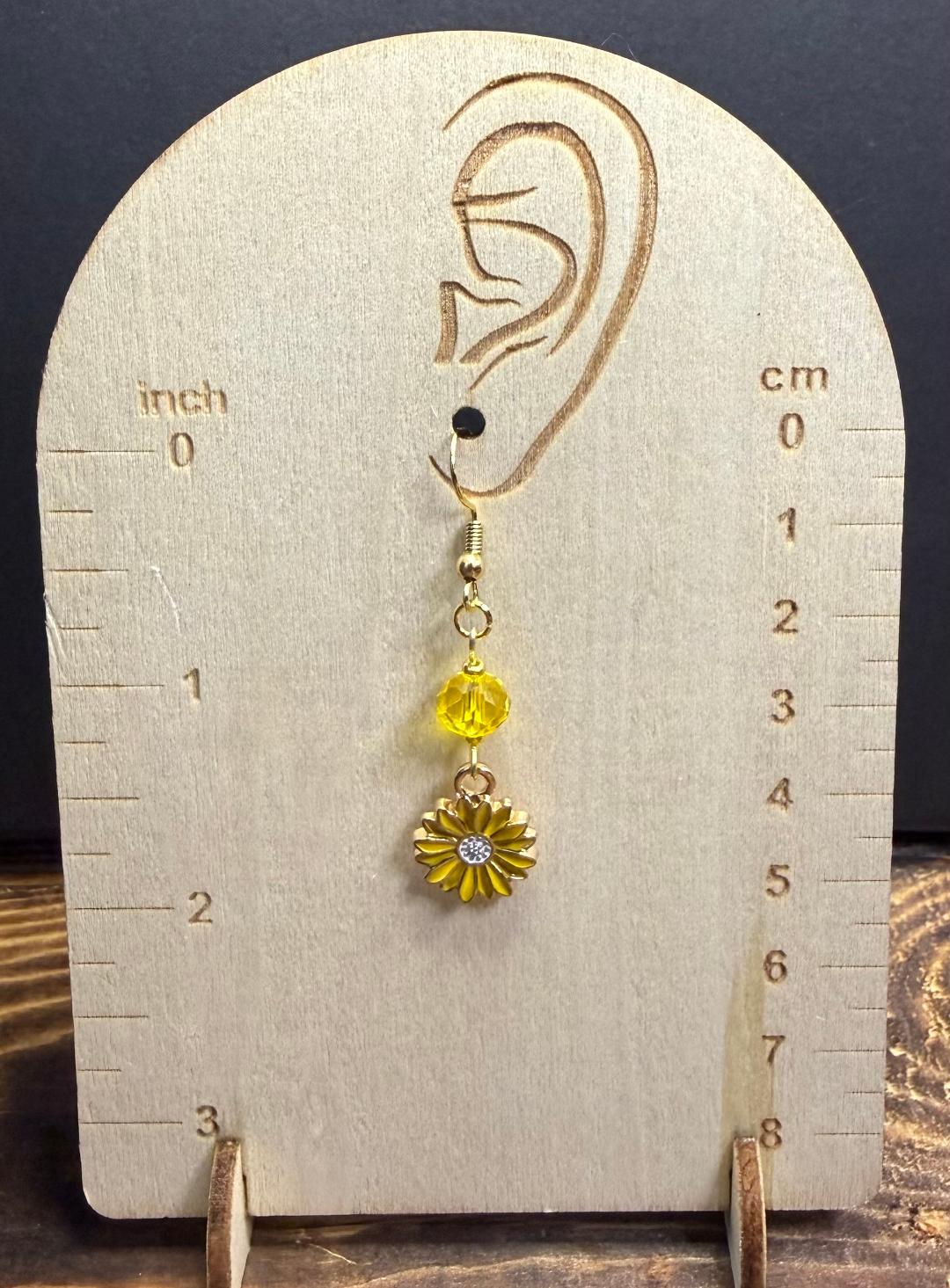 NEW Yellow Daisy Flower Earrings w/ Yellow Faceted Glass Beads