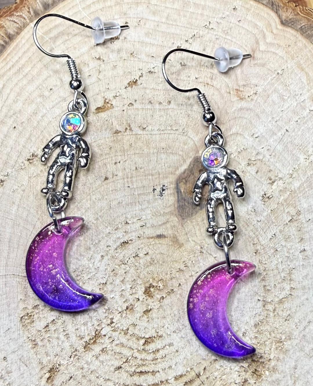 NEW Man on the Moon Astronaut Earrings w/ Purple Moon