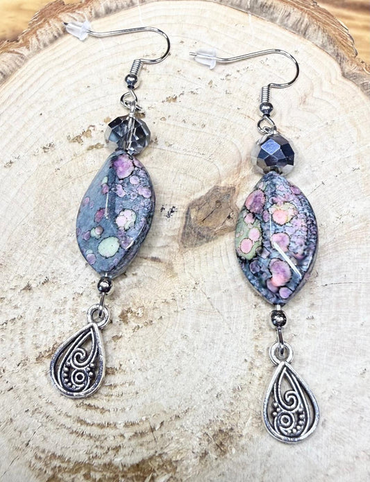 NEW Bandhani Style Gray & Pink Oval Earrings w/ Glass Beads
