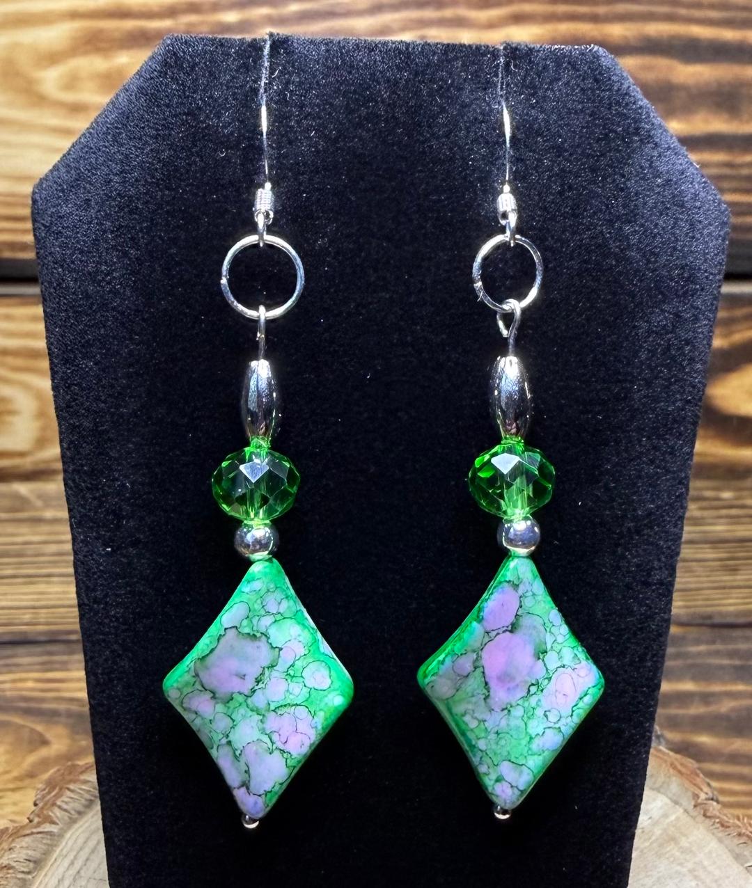 NEW Bandhani Style Green Diamond Shape Earrings w/ Glass Beads