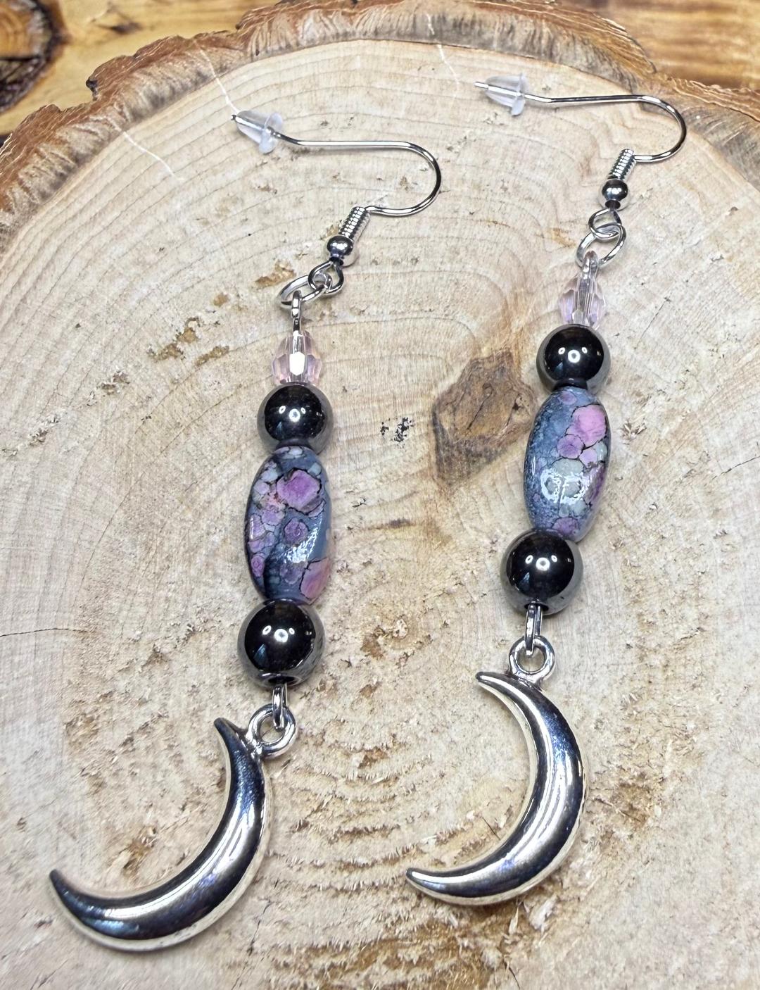 NEW Bandhani Style Gray & Pink Oval Bead Earrings w/ Silver Crescent Moon Charm