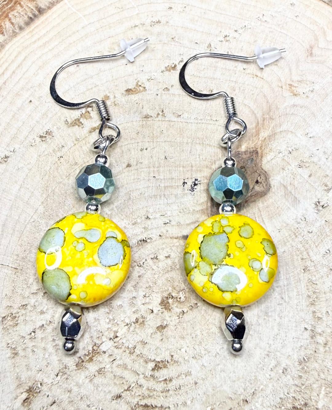 NEW Bandhani Style Yellow & Green Round Earrings w/ Glass Beads