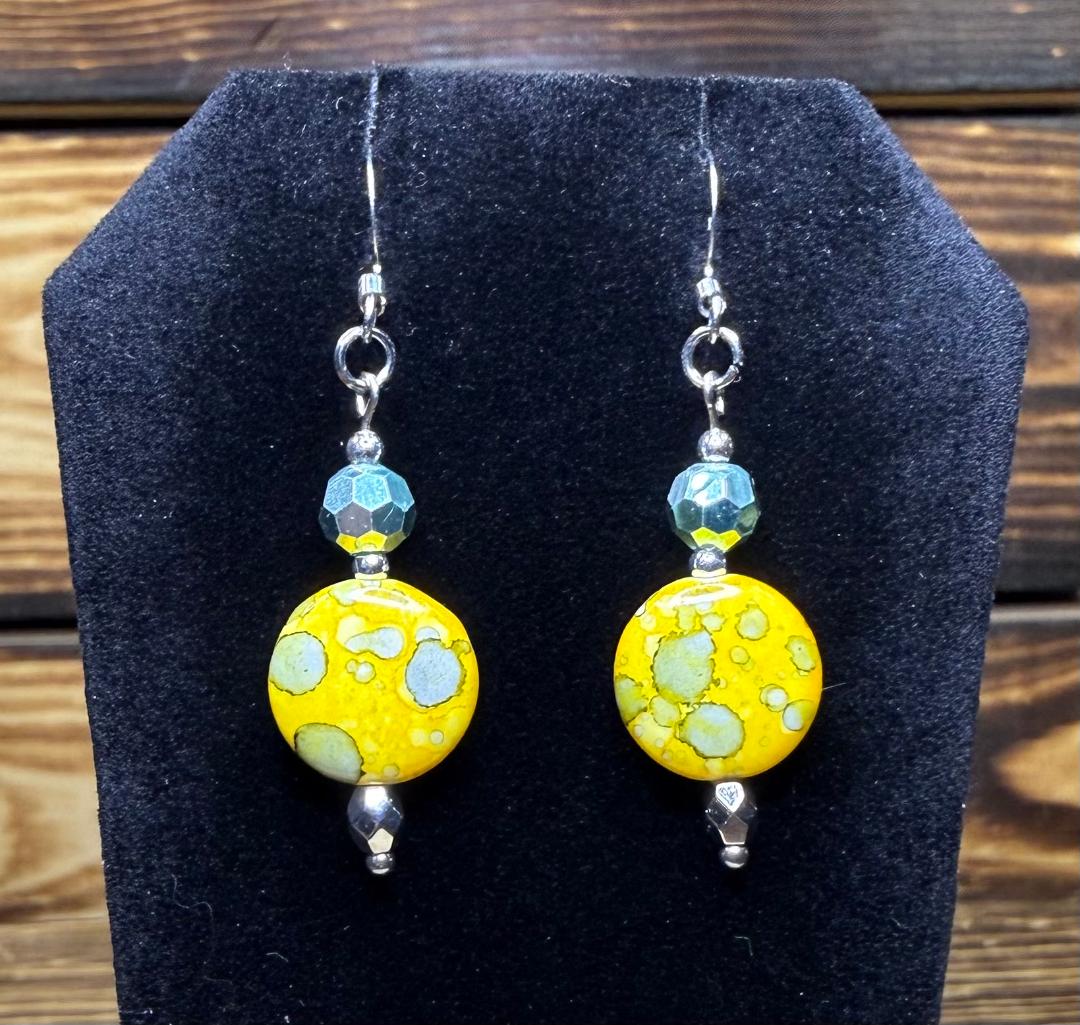 NEW Bandhani Style Yellow & Green Round Earrings w/ Glass Beads