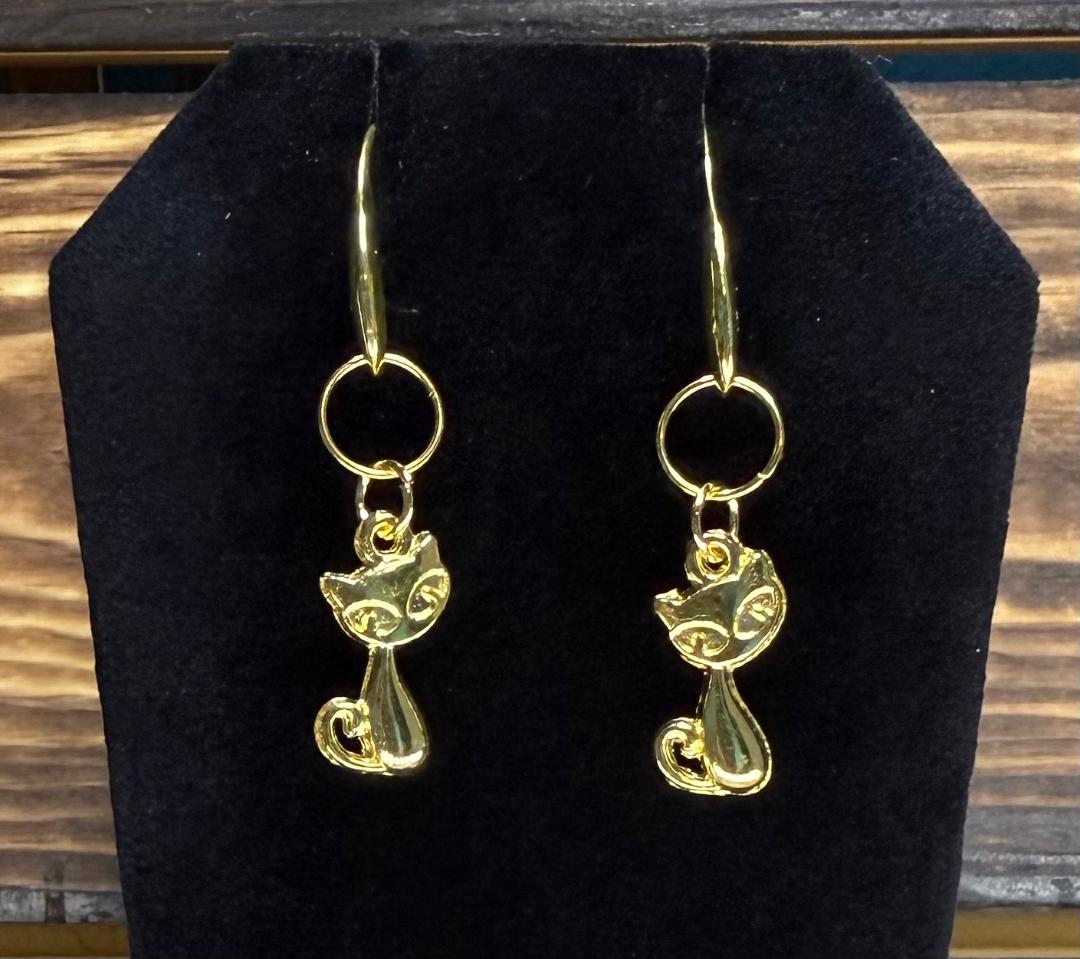 NEW Gold Tone Retro Atomic Cat Charm Dangle Earrings