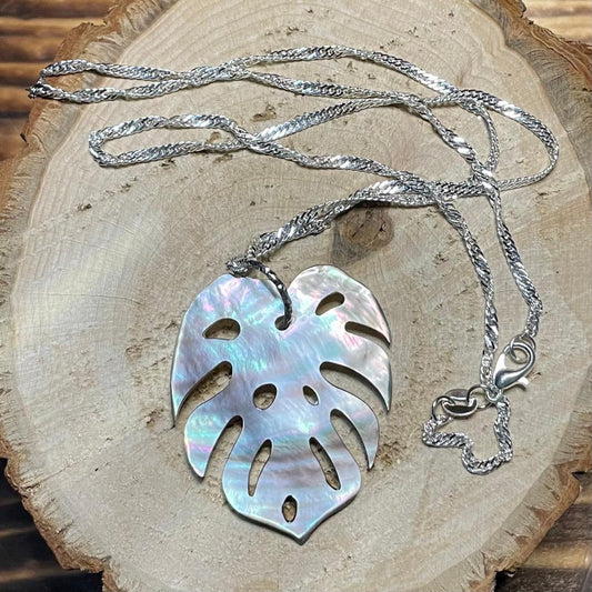 NEW Natural Black Lip Shell Leaf Charm 18" Necklace