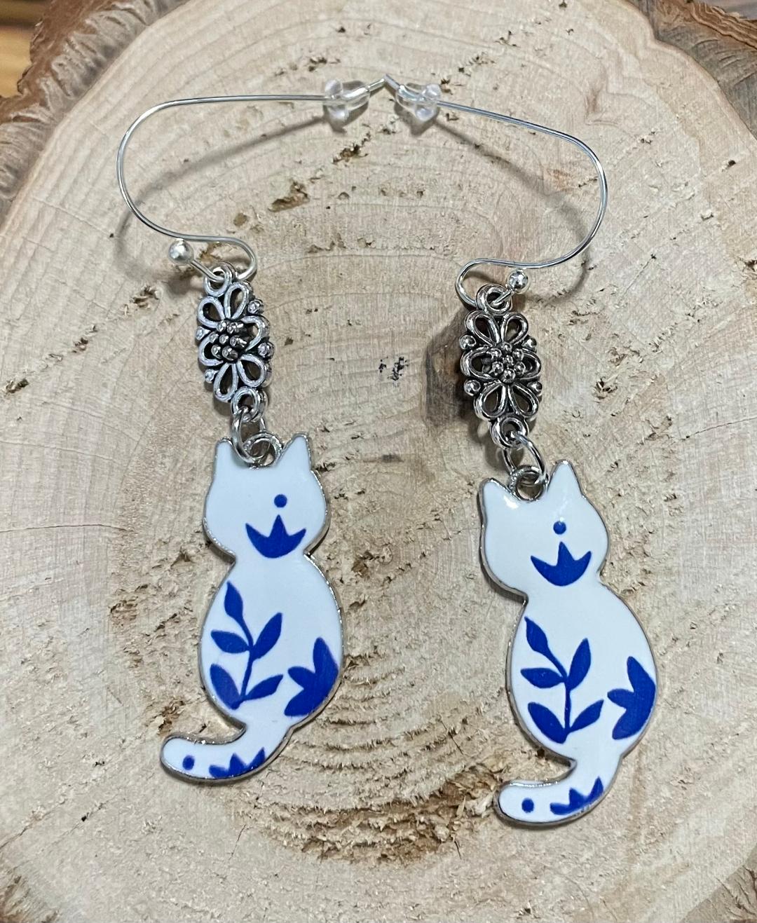 NEW Blue & White Boho Country Chic Enamel Cat Earrings