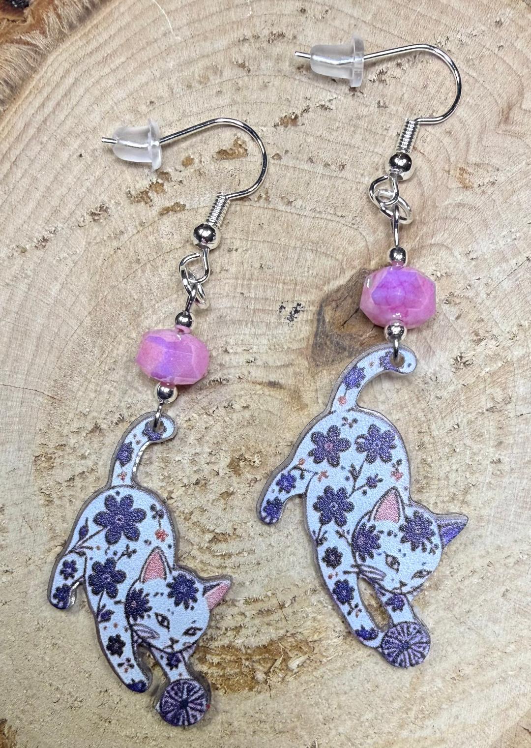 NEW Bohemian Floral Playing Cat Acrylic Charm Earrings w/ Pink Glass Beads