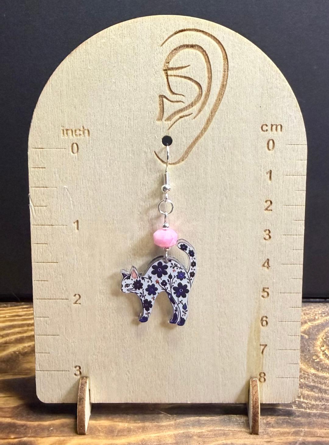 NEW Bohemian Floral Arching Cat Acrylic Charm Earrings w/ Pink Glass Beads