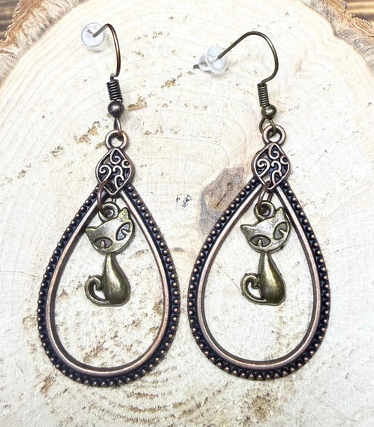 NEW Bronze Retro Cat Earrings in Teardrop Hoop