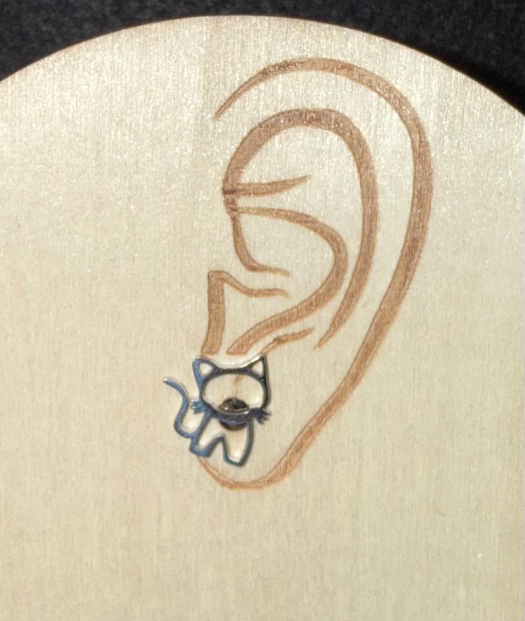 NEW Dainty Stainless Steel Hollow Cat Kitten Post Earrings