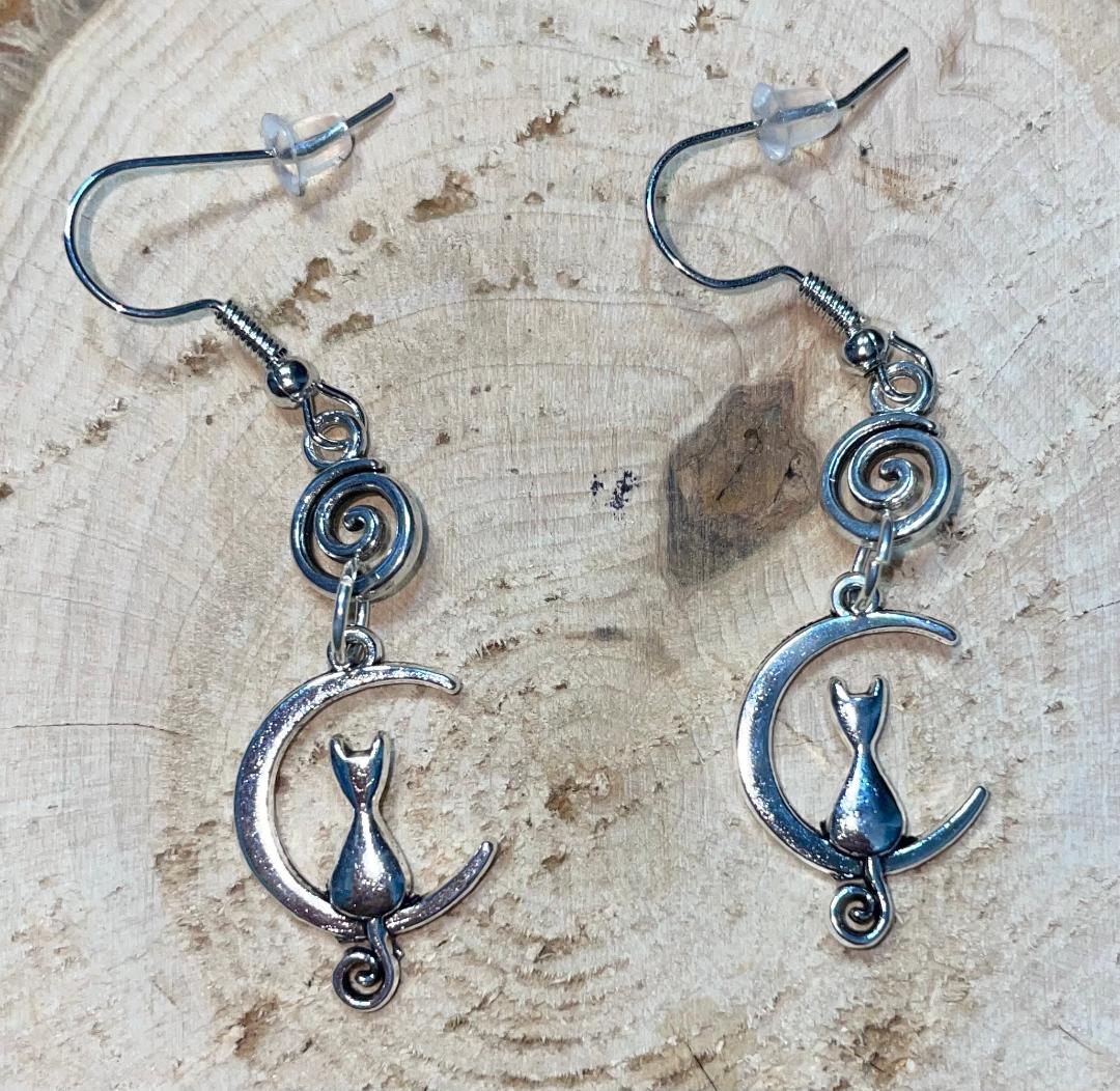 NEW Mystic Cat on a Crescent Moon Silver Tone Drop Dangle Earrings