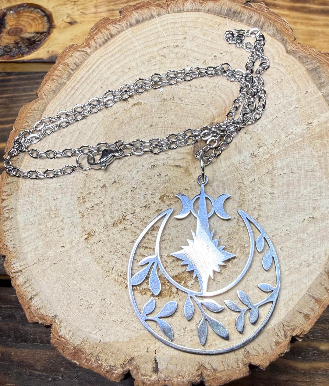 NEW Celestial Crescent Moon & Star Charm 18" Necklace