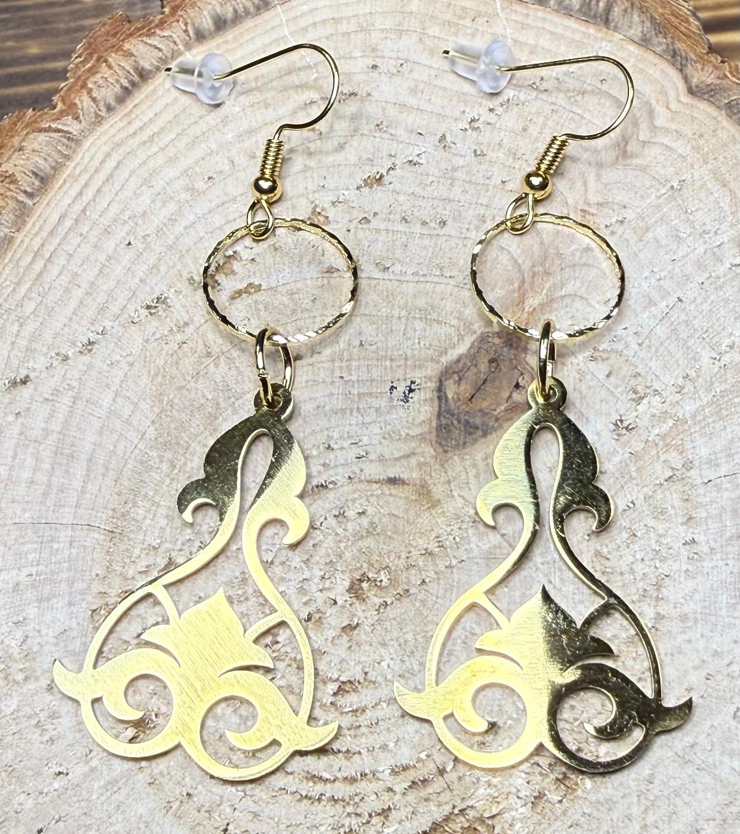 NEW Vintage Style Gold Stainless Steel Chandelier Shape Earrings w/ Embossed Gold Rings