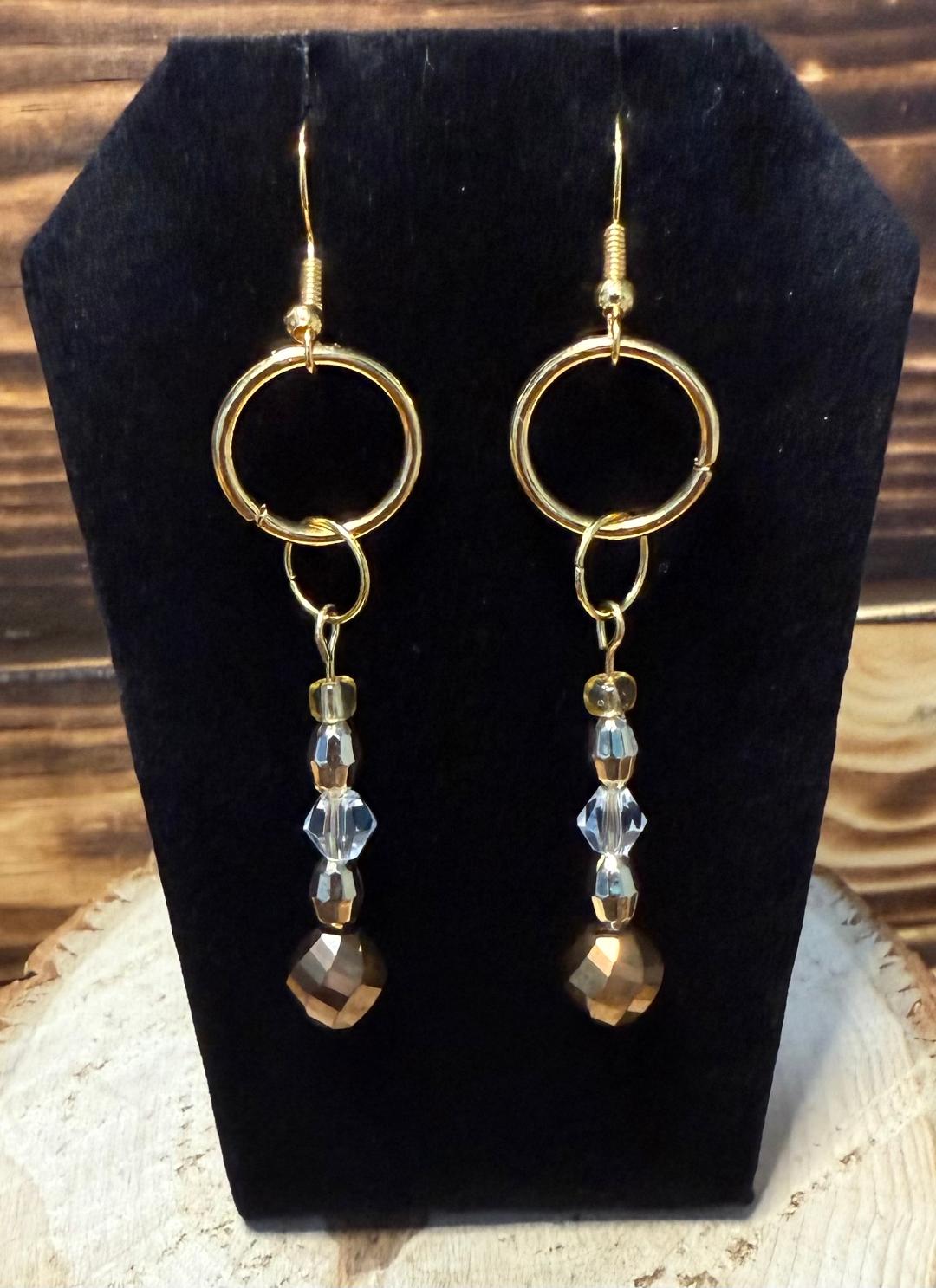 NEW Lovely Artsy Modest Faceted Bead & Circle Earrings
