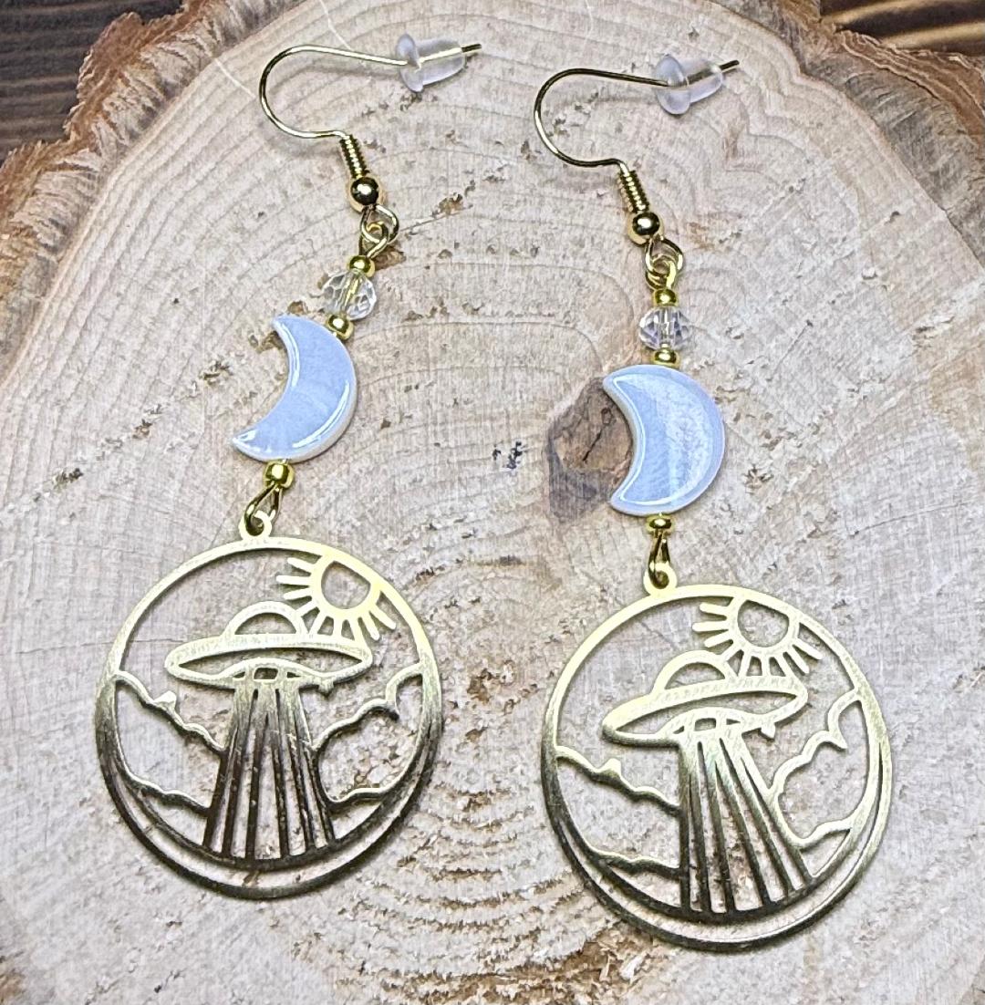 NEW Gold Stainless Steel Spaceship Charm Earrings w/ White Shell Moons