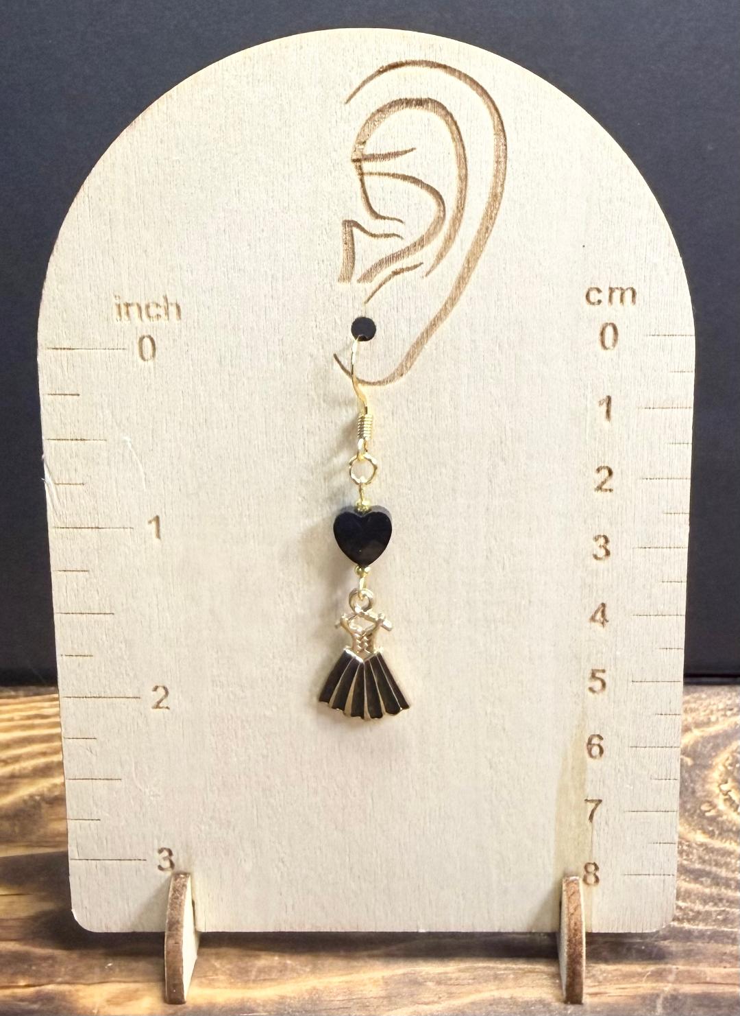 NEW Pretty Dress Earrings in Black w/ Heart Beads