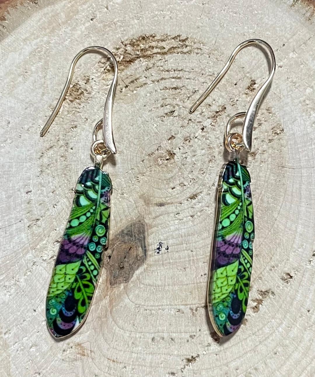 NEW Boho Chic Enamel Alloy Green Hippie Feather Earrings