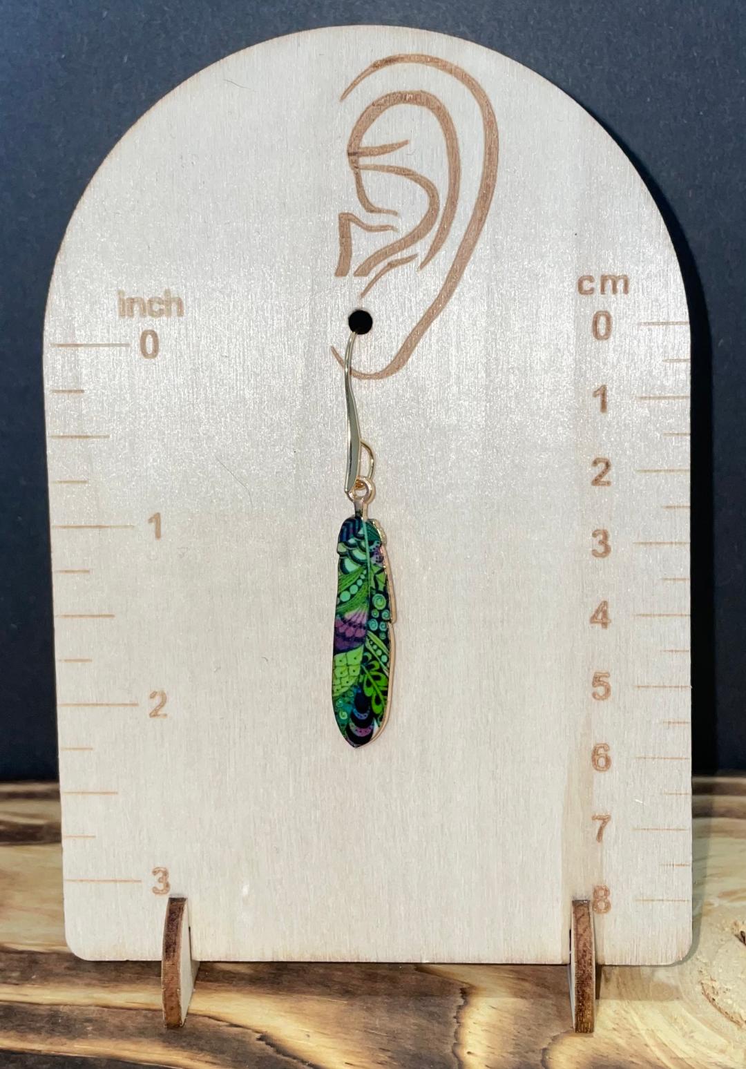 NEW Boho Chic Enamel Alloy Green Hippie Feather Earrings