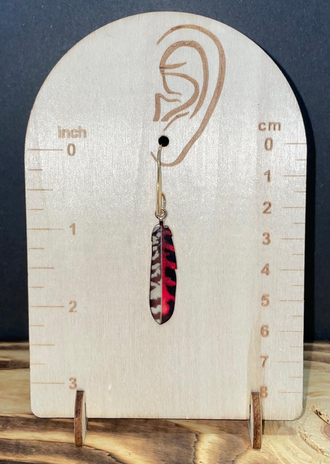 NEW Boho Chic Enamel Alloy Red Black Feather Earrings
