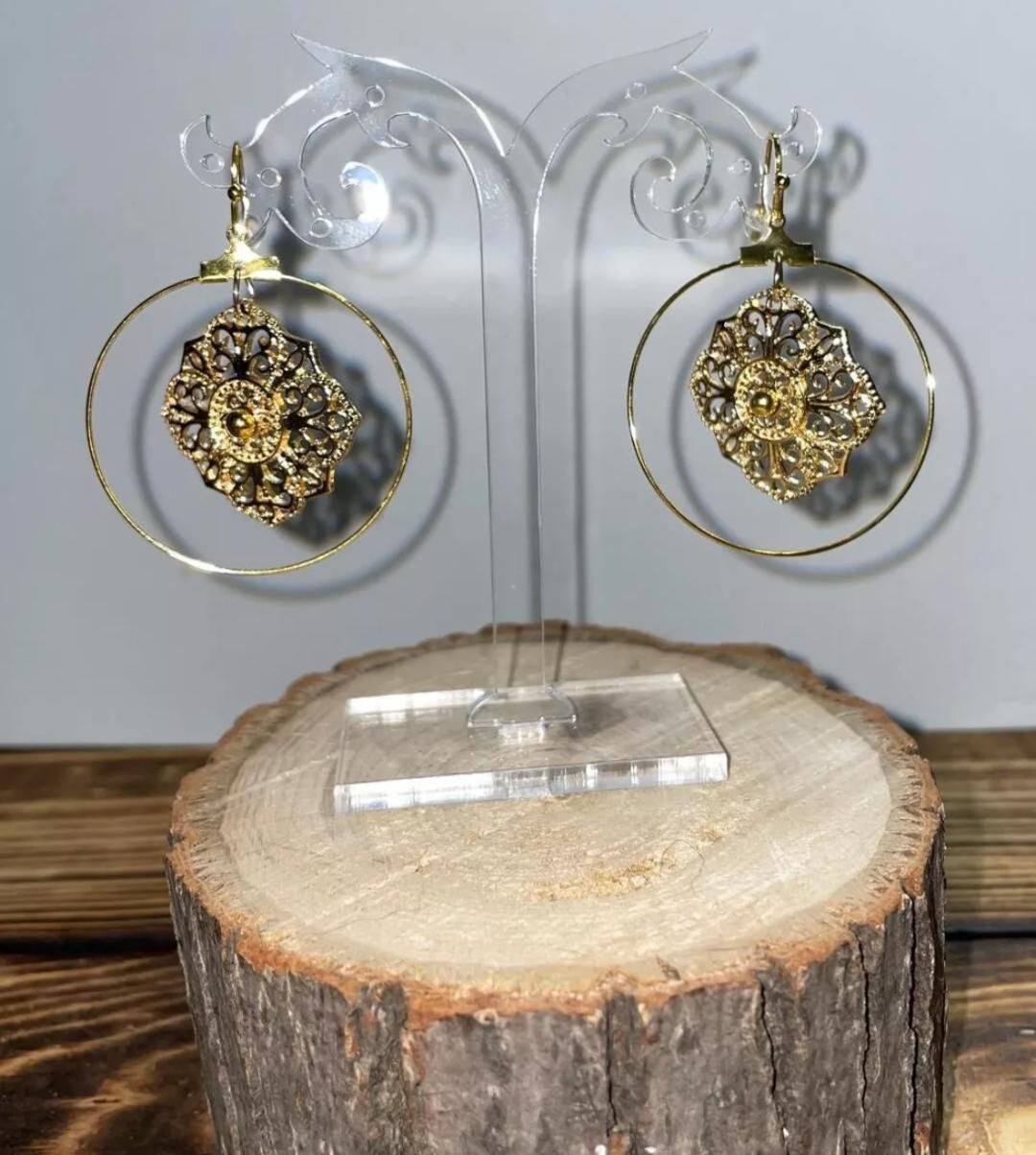 NEW Gold Tone Filigree Hoop & Mandala Dangle Drop Earrings
