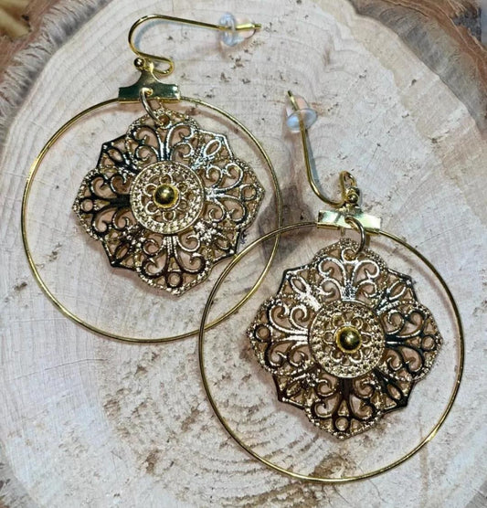 NEW Gold Tone Filigree Hoop & Mandala Dangle Drop Earrings