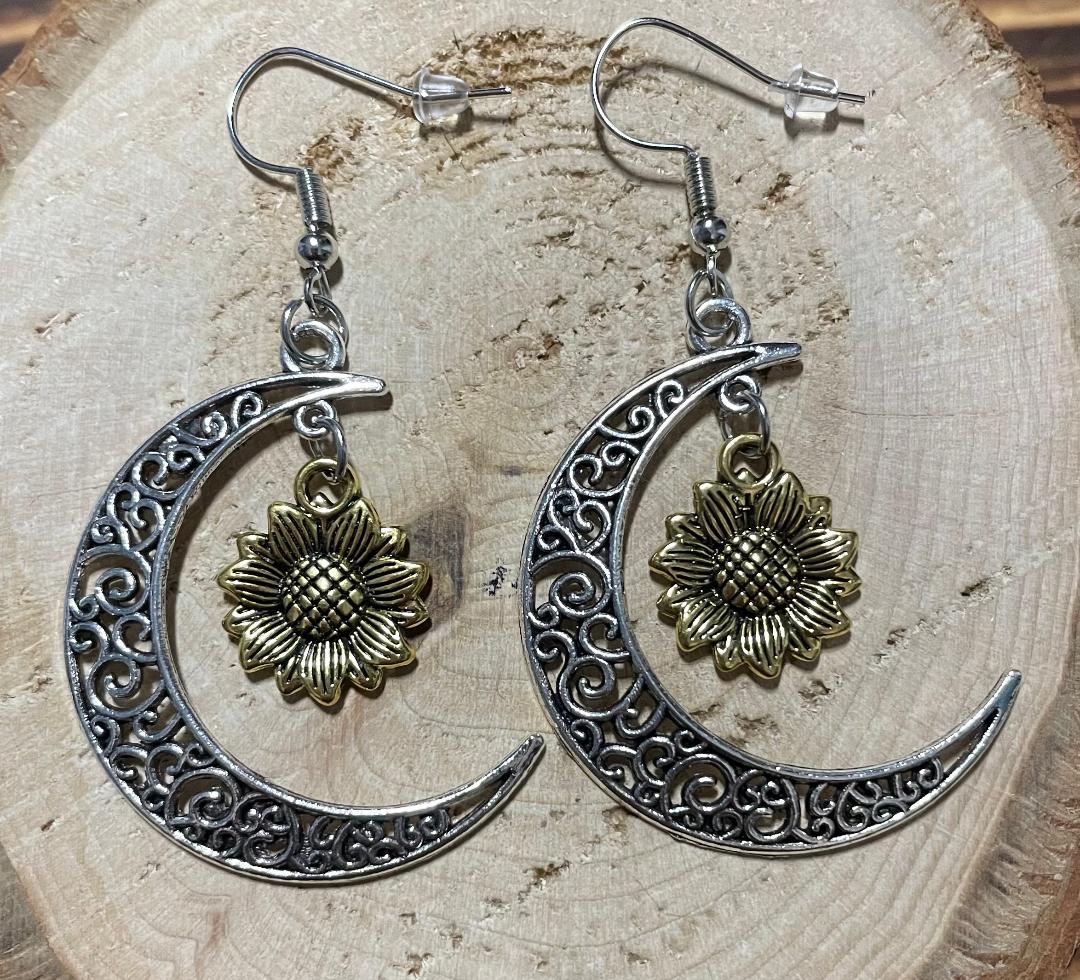 NEW Filigree Boho Chic Crescent Moon & Sunflower Earrings