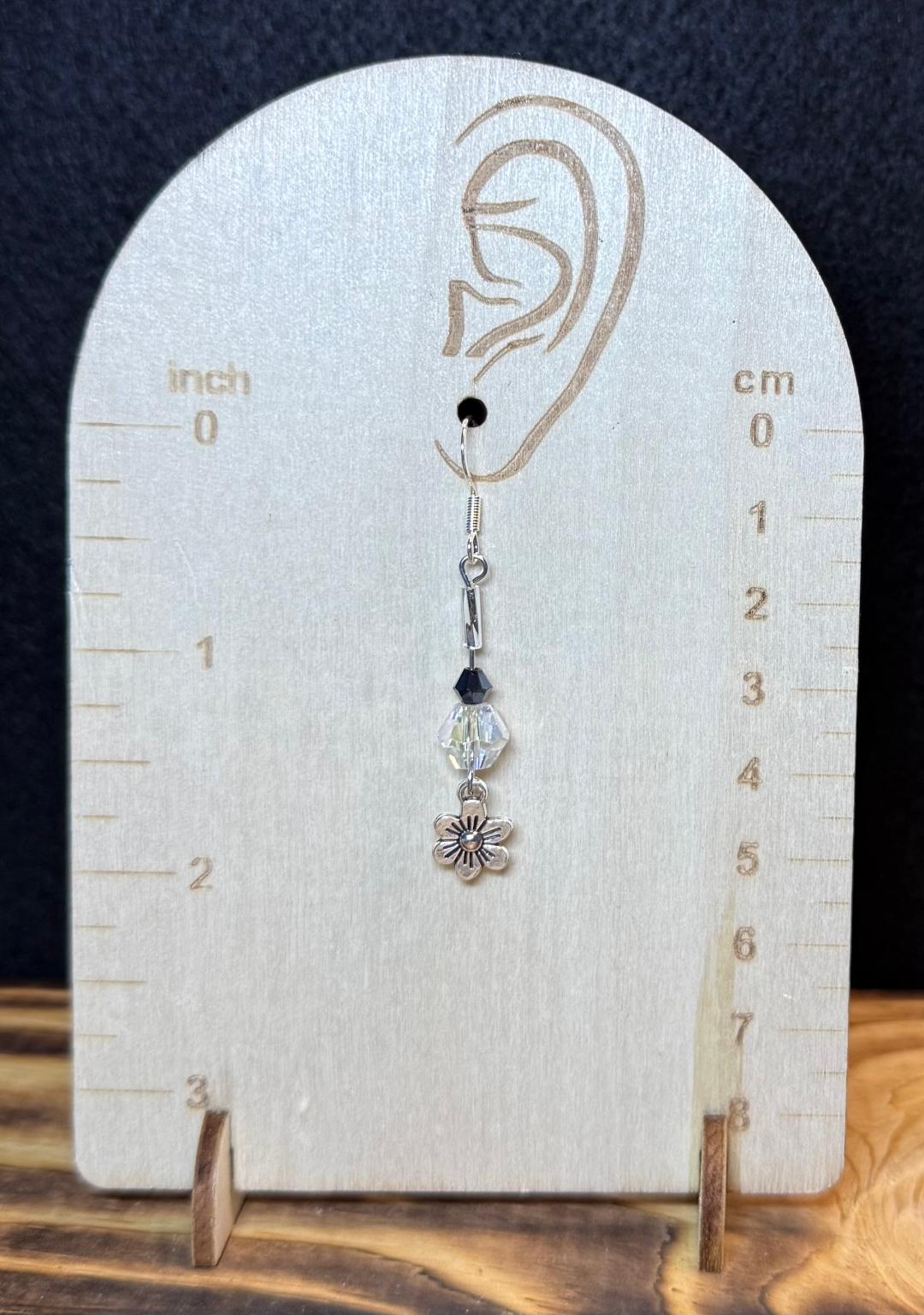 NEW Clear & Black Faceted Glass Bead Earrings w/ Tiny Silver Flowers