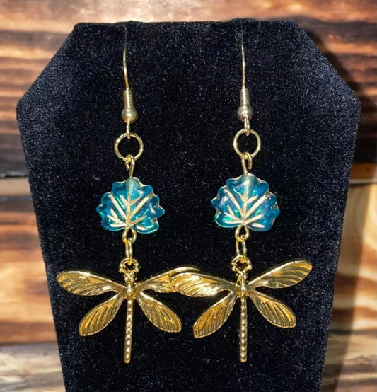 NEW Boho Gold Tone Dragonfly & Leaf Dangle Drop Earrings