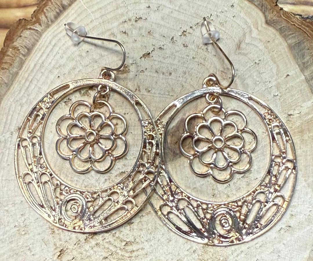 NEW Boho Chic Floral Filigree Circle Drop Earrings