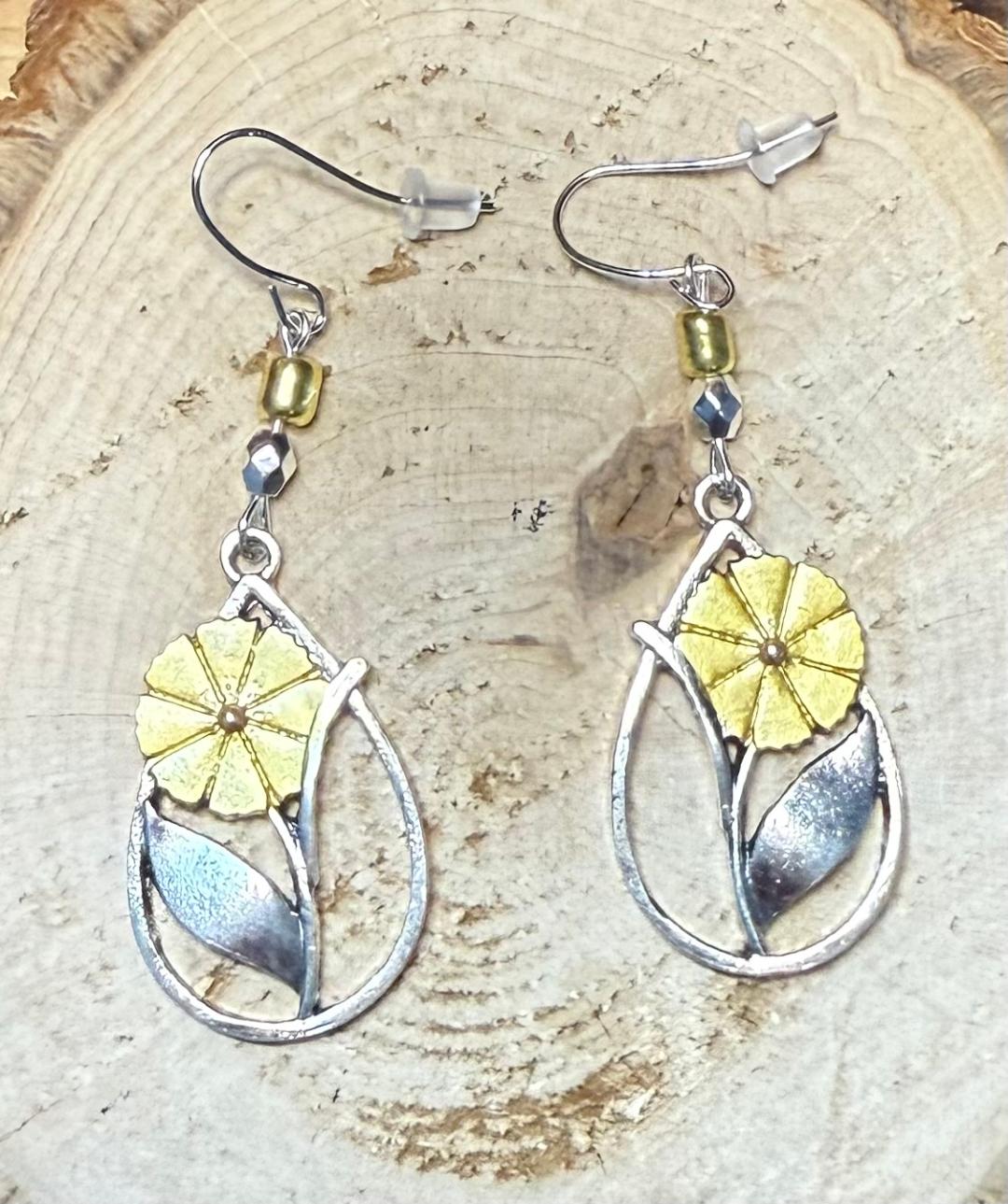 NEW Silver & Gold Flower Drop Earrings w/ Beads