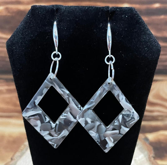 NEW Gray White Geometric Diamond Shape Acrylic Earrings