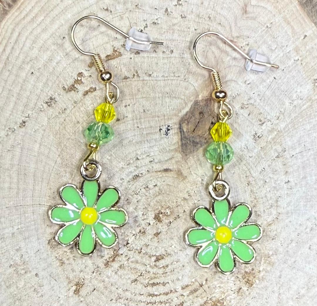 NEW Vibrant Green Daisy Charm Earrings w/ Glass Beads