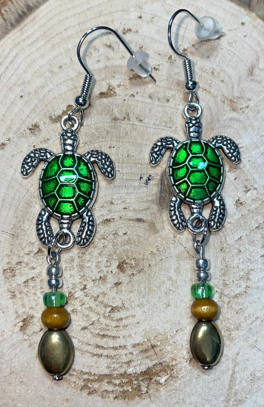 NEW Vibrant Green Enamel Turtle & Beads Drop Dangle Earrings
