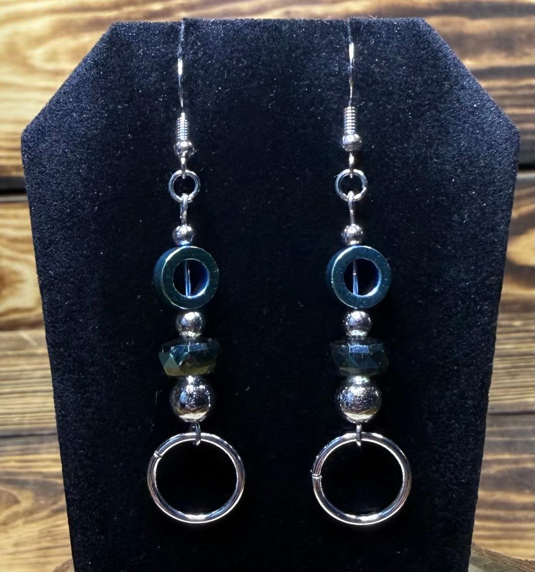 NEW Contemporary Style Metallic Green Circle Charm Earrings w/ Glass Beads