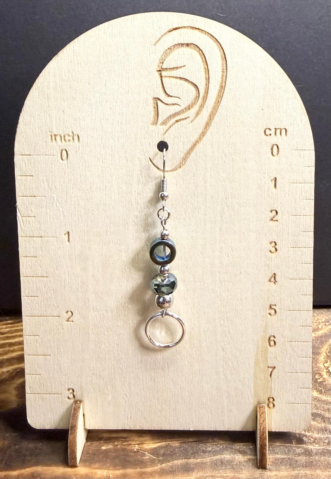 NEW Contemporary Style Metallic Green Circle Charm Earrings w/ Glass Beads