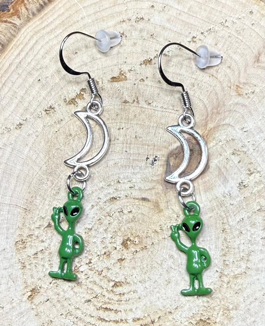 NEW Little Green Alien Earrings w/ Hollow Crescent Moon