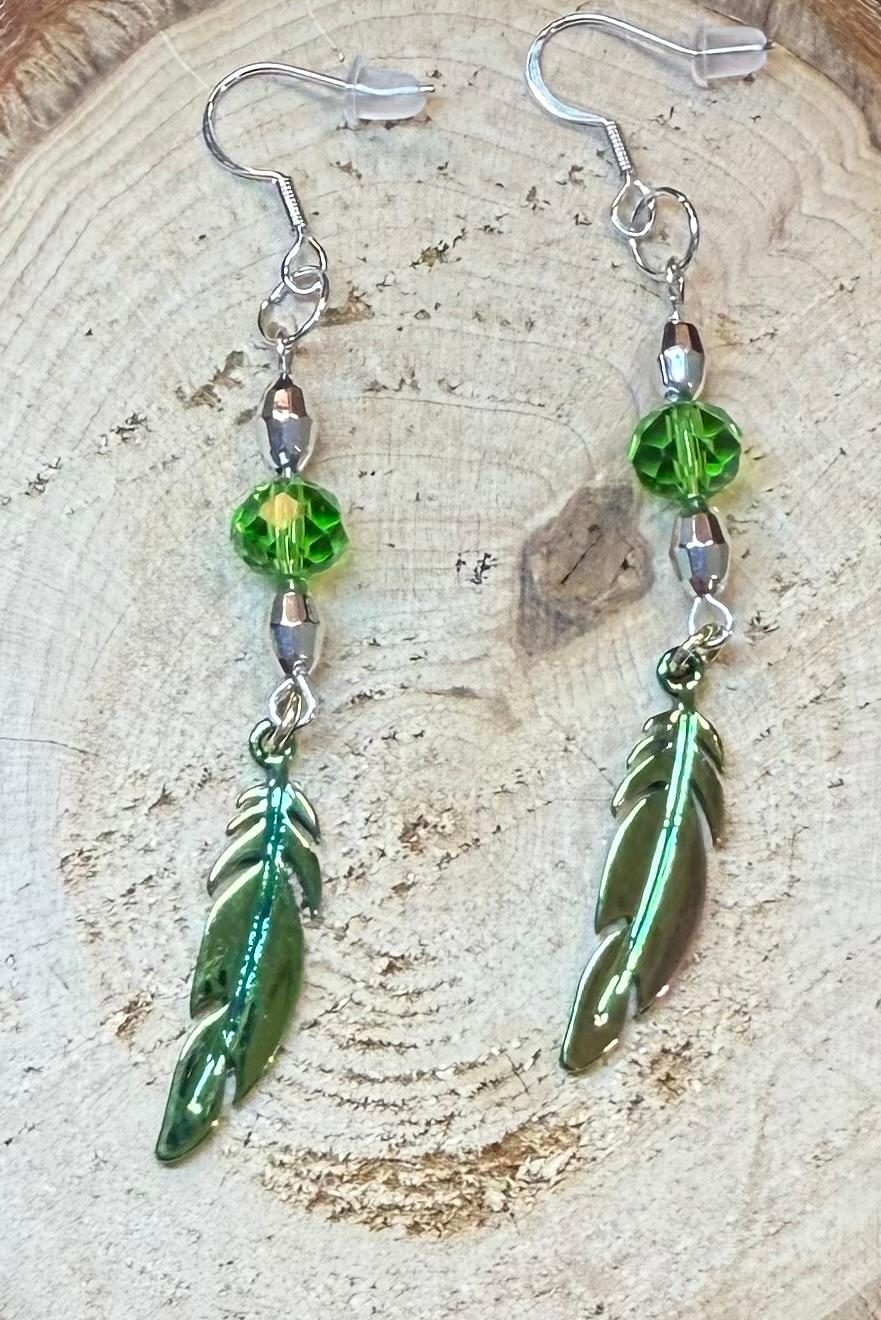 NEW Green Shiny Feather Charm Earrings w/ Matching Faceted Beads