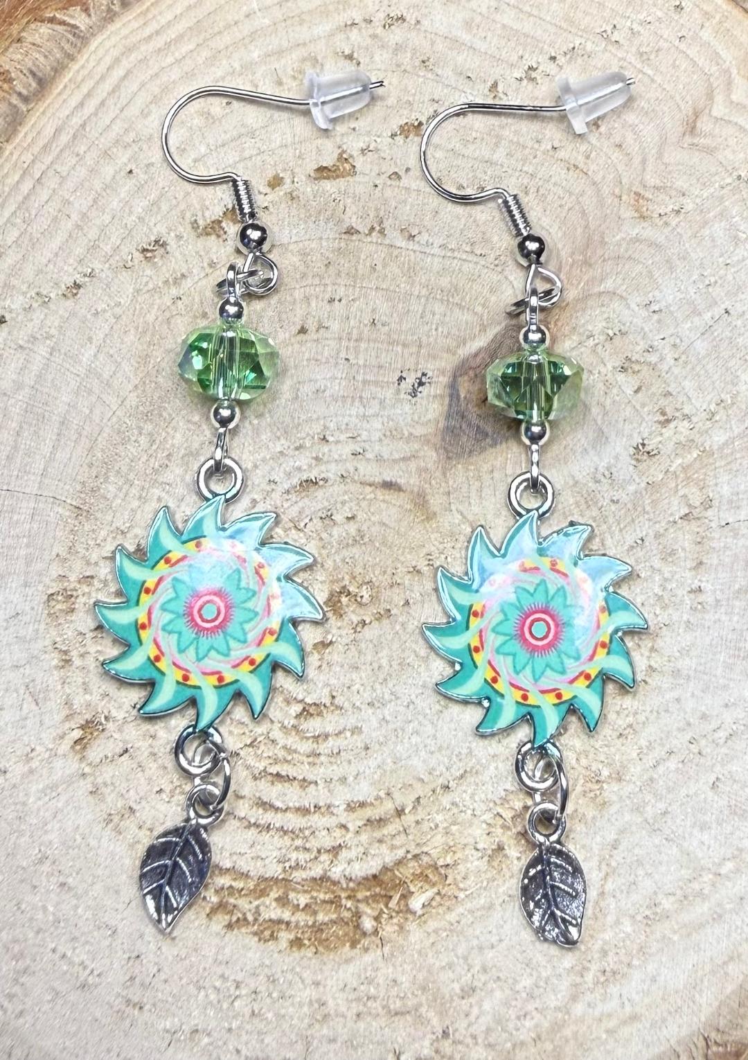 NEW Vibrant Green Sunburst Earrings w/ Glass Beads