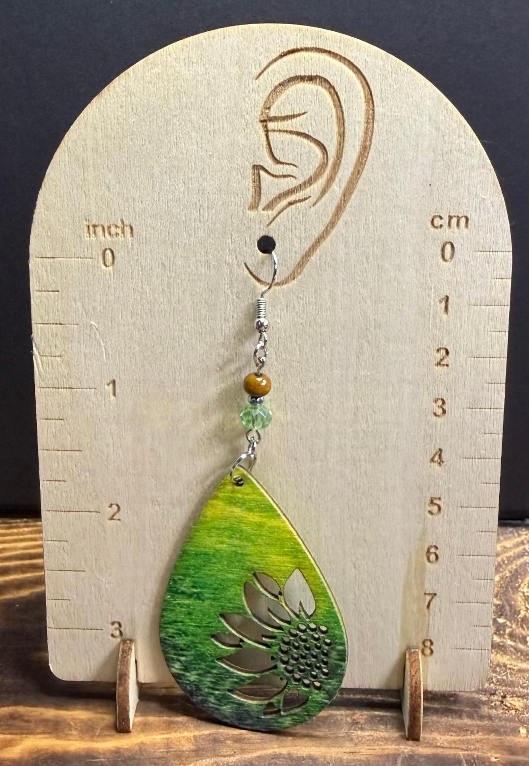 NEW Bright Green Wooden Boho Teardrop Earrings w/ Daisy Cutout & Beads