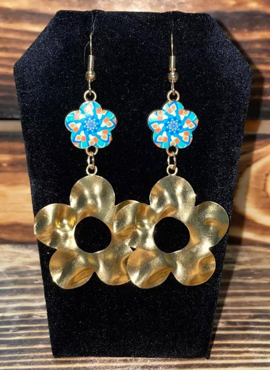 NEW Gold Tone Hammered Metal Flower Power Hippie Earrings w/ Teal Mandala Charm